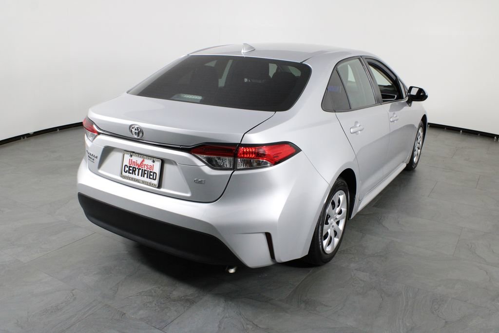 Used 2024 Toyota Corolla LE FWD image 15
