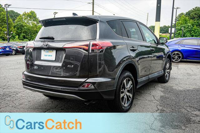 Used 2018 Toyota RAV4 XLE FWD image 15