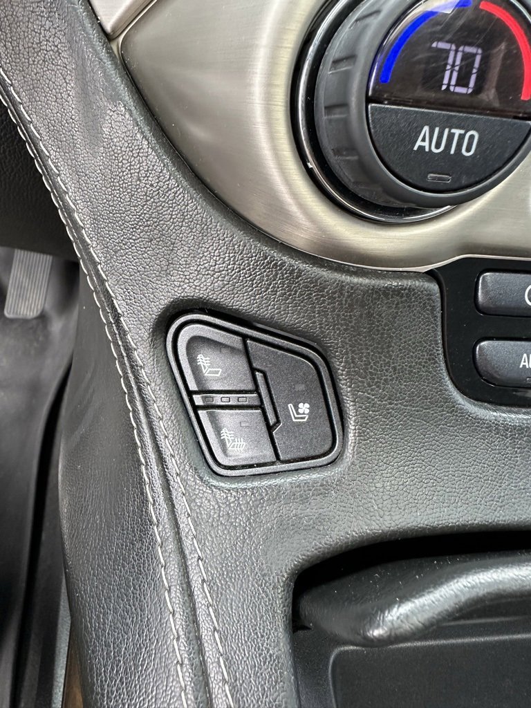 Used 2019 GMC Yukon Denali w/ Open Road Package image 16