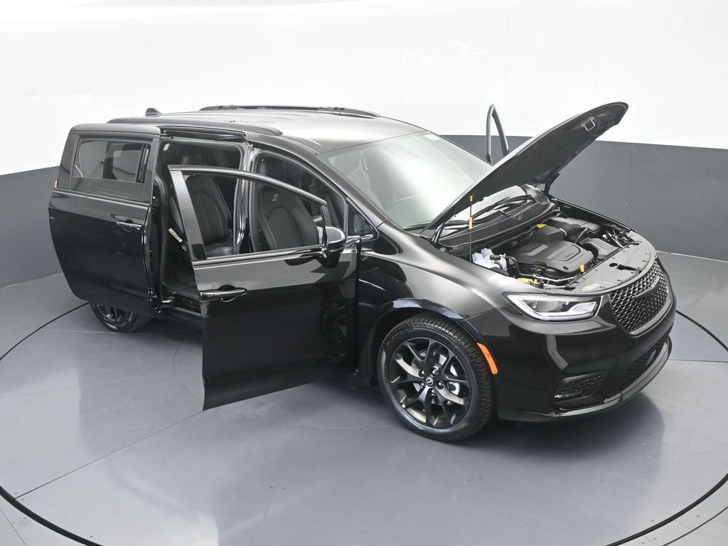 New 2026 Chrysler Pacifica Select w/ S Appearance Package FWD image 73