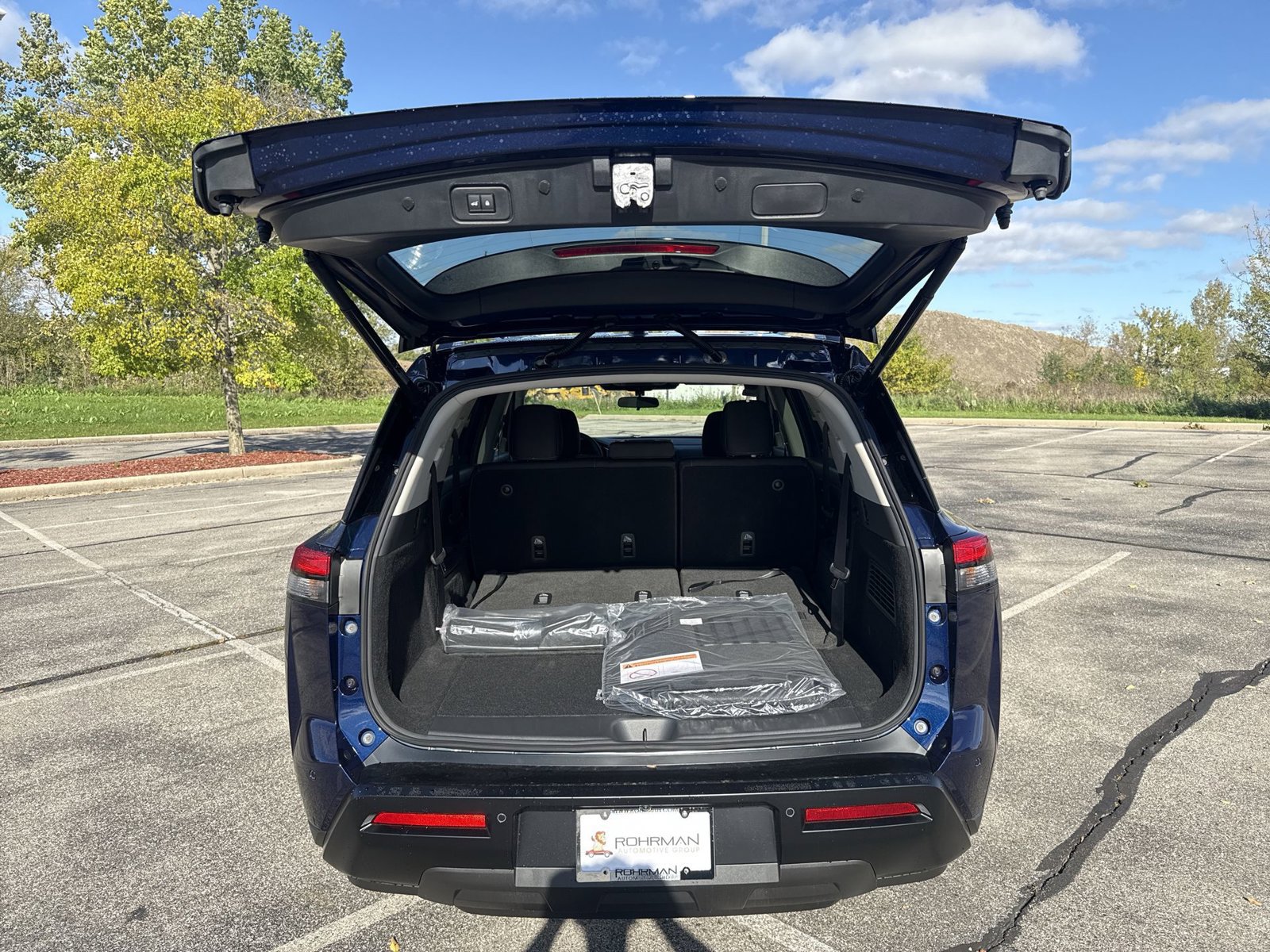 New 2026 Nissan Pathfinder SV AWD/4WD image 13