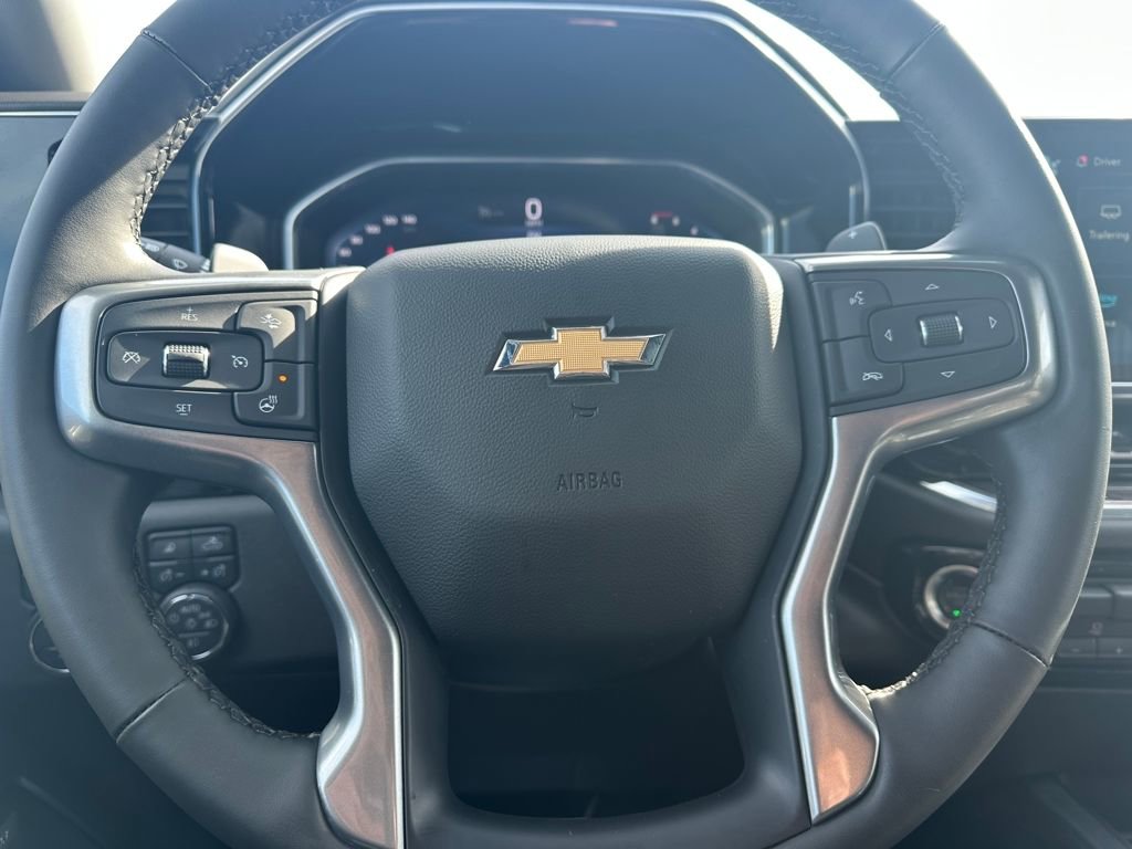 Used 2025 Chevrolet Silverado 1500 LTZ image 29