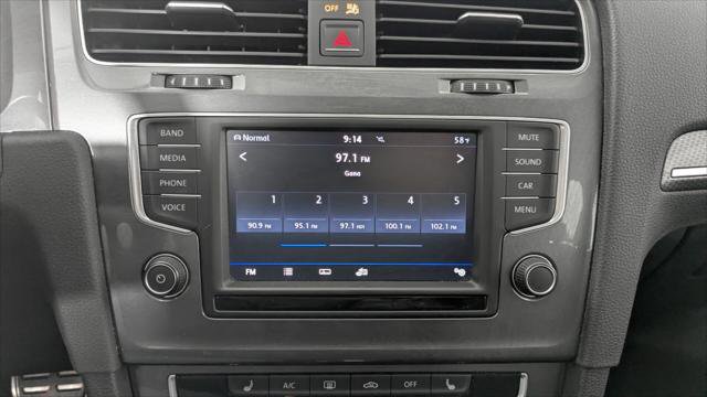 Used 2017 Volkswagen Golf Alltrack S image 29