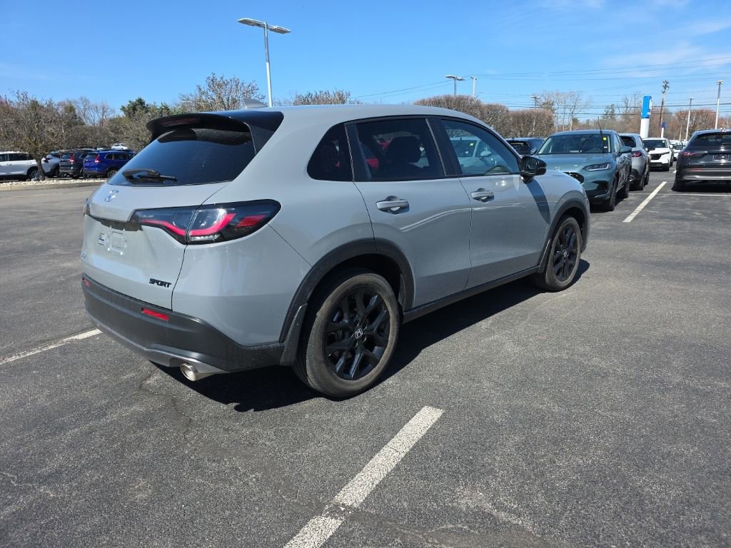 Used 2024 Honda HR-V Sport image 7