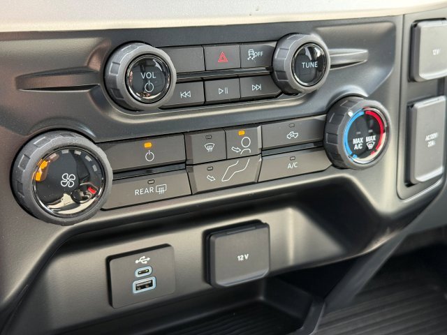 New 2026 Ford F550 4x4 Supercab Super Duty image 26