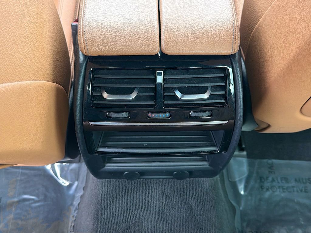 Used 2018 BMW 530e RWD image 18