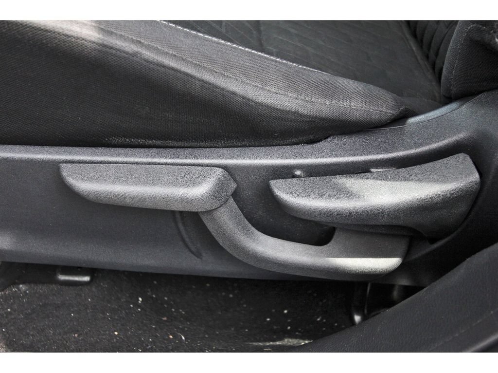 Used 2021 Nissan Kicks SV FWD image 30