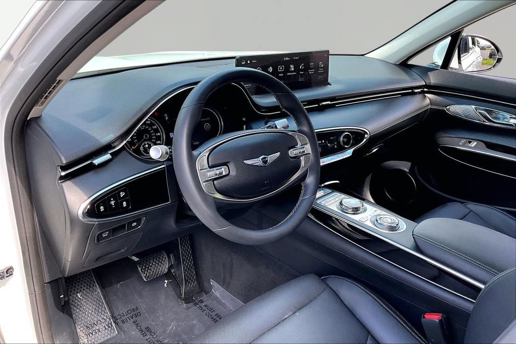 Used 2024 Genesis GV70 2.5T AWD/4WD image 15