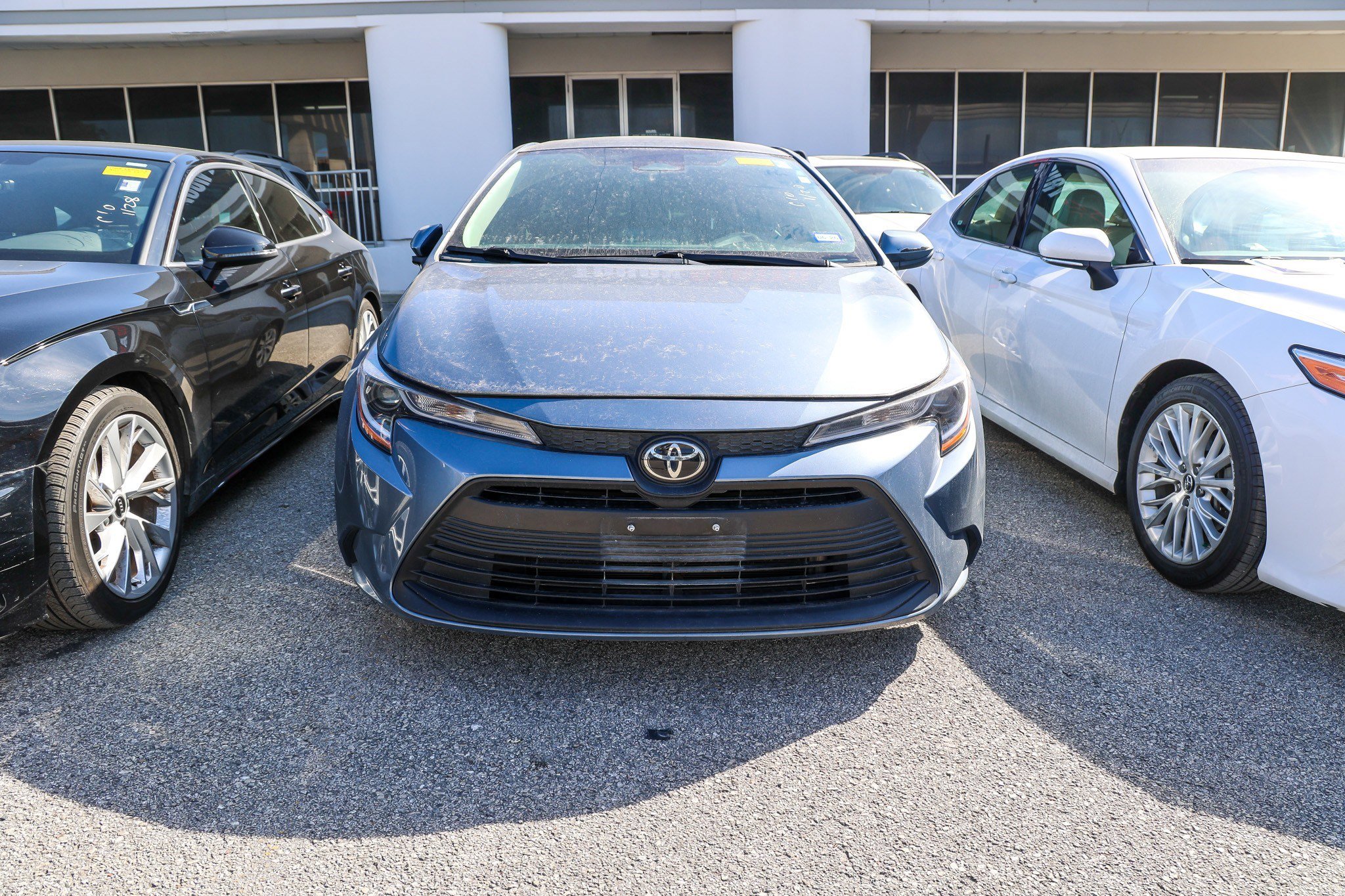 Used 2023 Toyota Corolla LE image 4