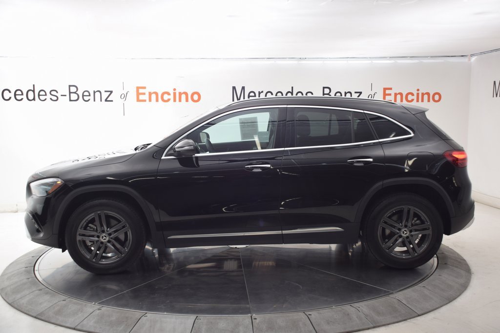 Certified 2025 Mercedes-Benz GLA 250 image 3