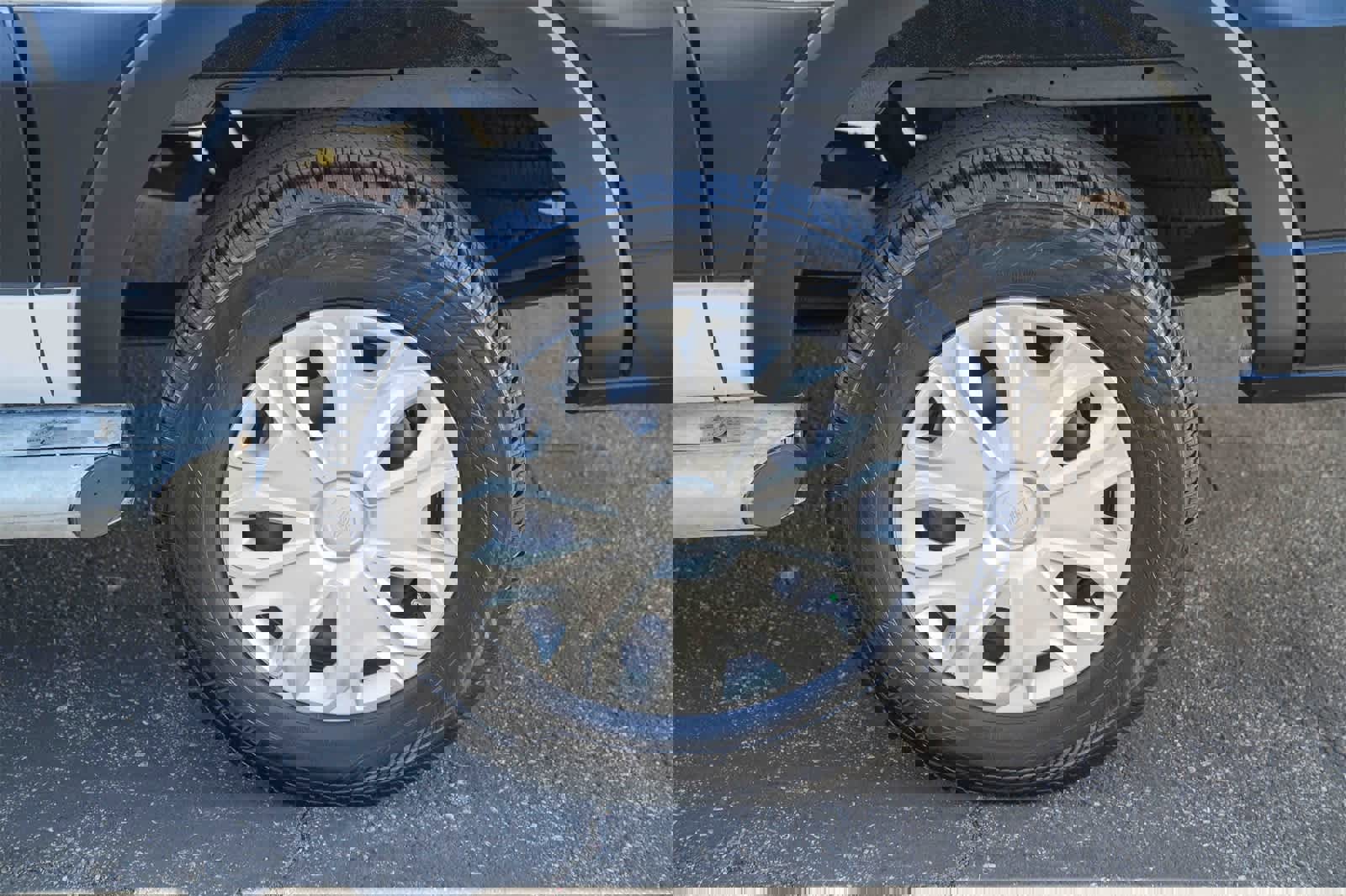 Used 2024 Ford Transit 250 Low Roof w/ Exterior Upgrade Package image 10