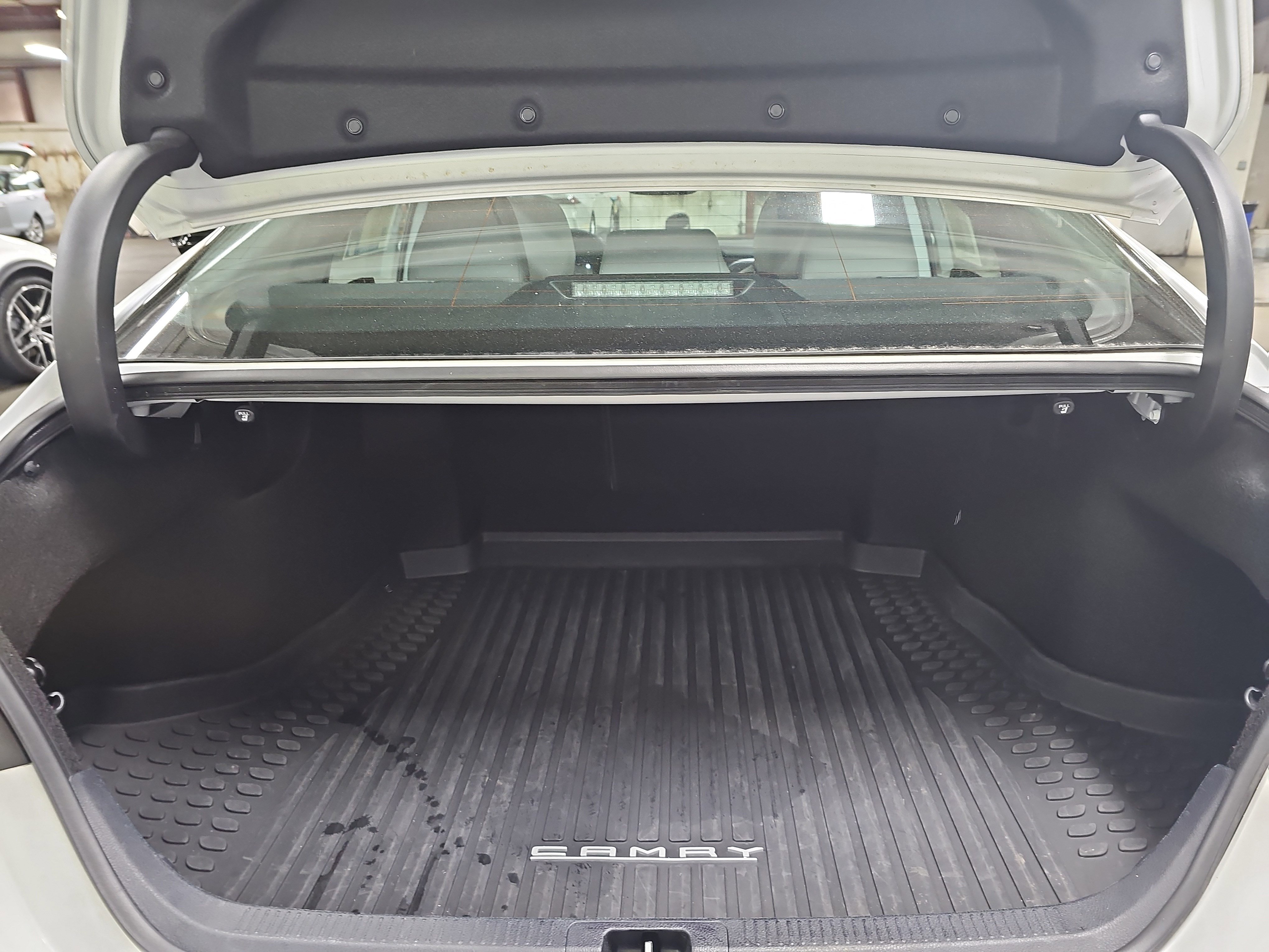 Used 2023 Toyota Camry XSE image 13