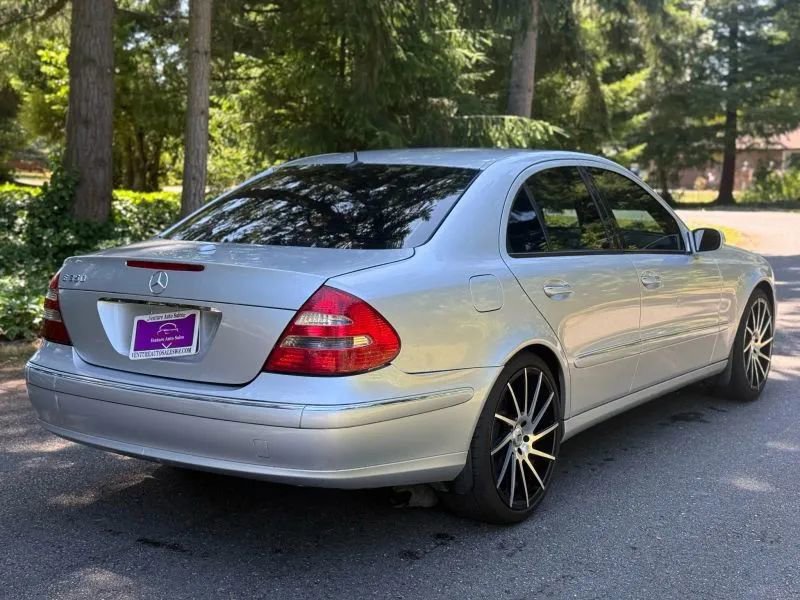Used 2006 Mercedes-Benz E 350 Sedan image 5