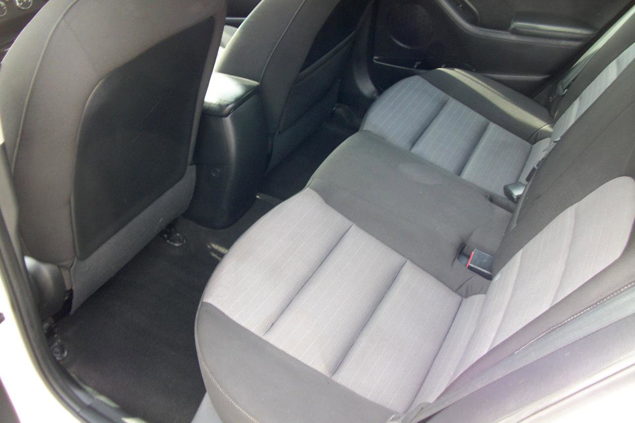 Used 2016 Kia Forte EX image 10