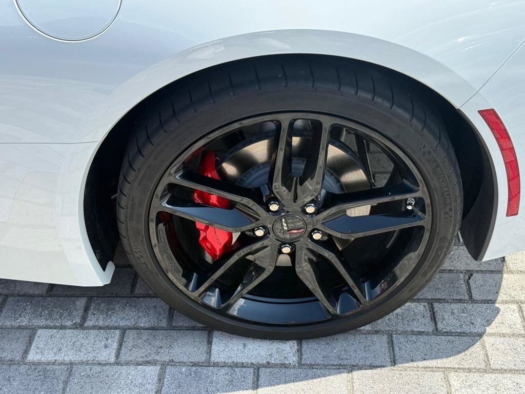 Used 2019 Chevrolet Corvette Stingray Coupe w/ Battery Protection Package RWD image 35