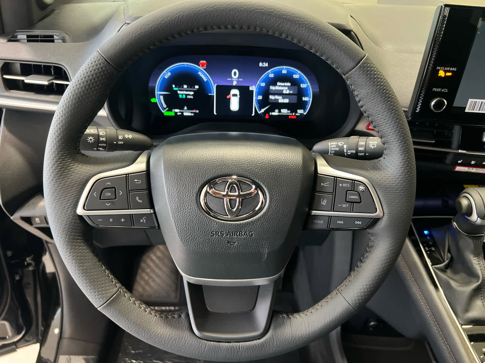 New 2026 Toyota Sienna Platinum AWD/4WD image 23