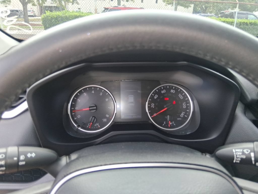 Used 2022 Toyota RAV4 XLE Premium AWD/4WD image 12