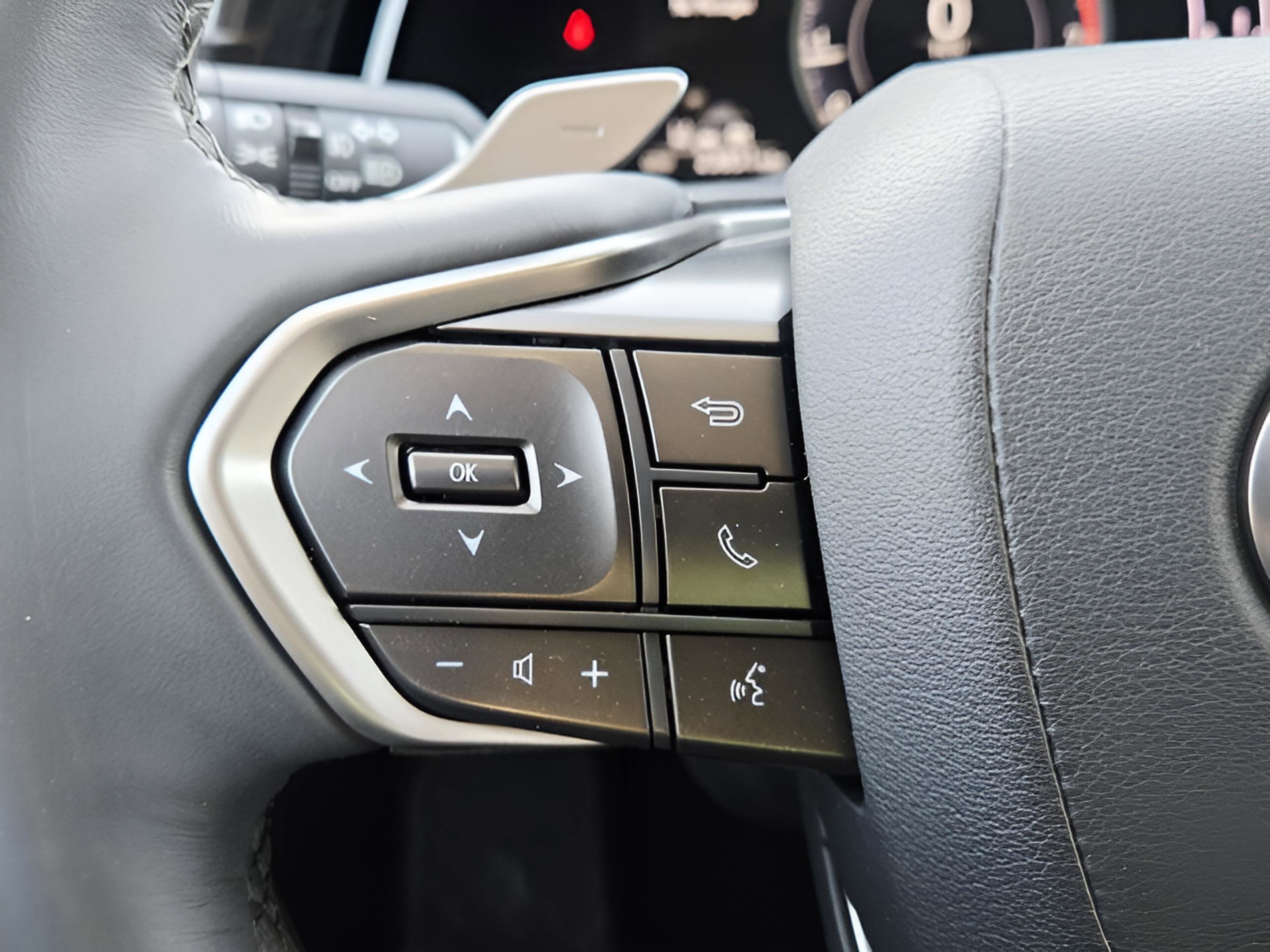 Used 2024 Lexus RX 350 FWD w/ Technology Package image 21