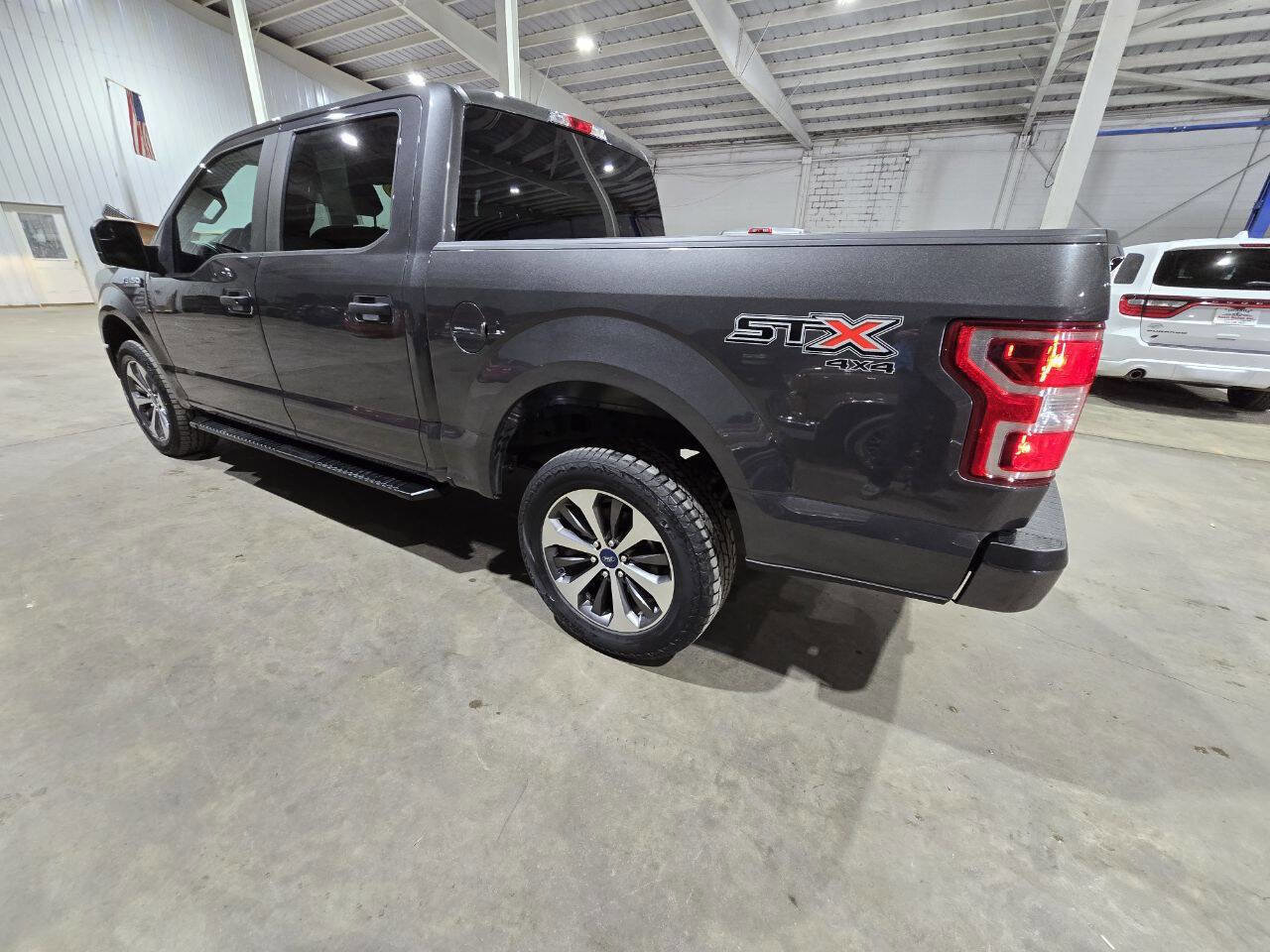 Used 2020 Ford F150 XL w/ Equipment Group 101A Mid image 9