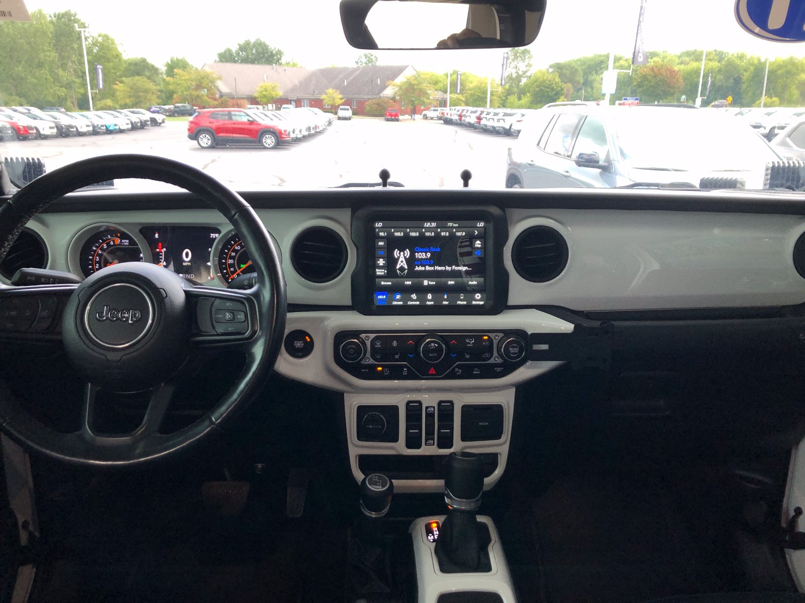 Used 2021 Jeep Gladiator Sport AWD/4WD image 13