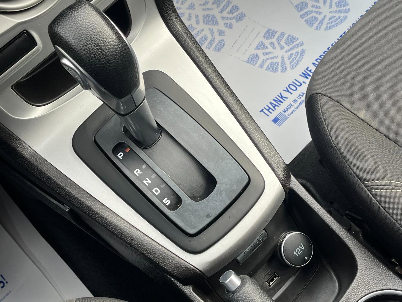 Used 2015 Ford Fiesta SE image 27