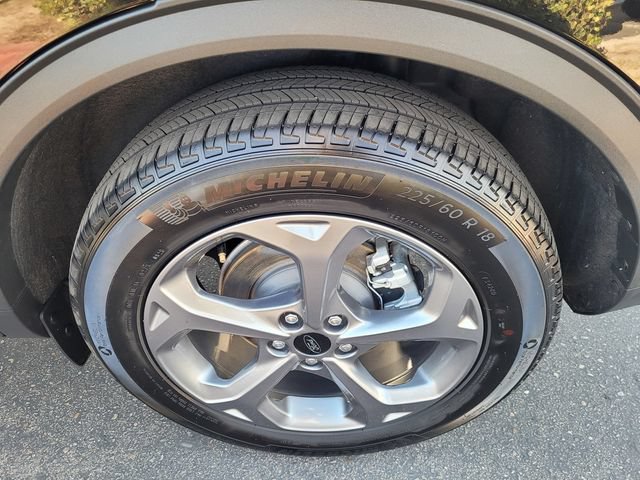 Used 2025 Ford Escape ST-Line AWD/4WD image 26