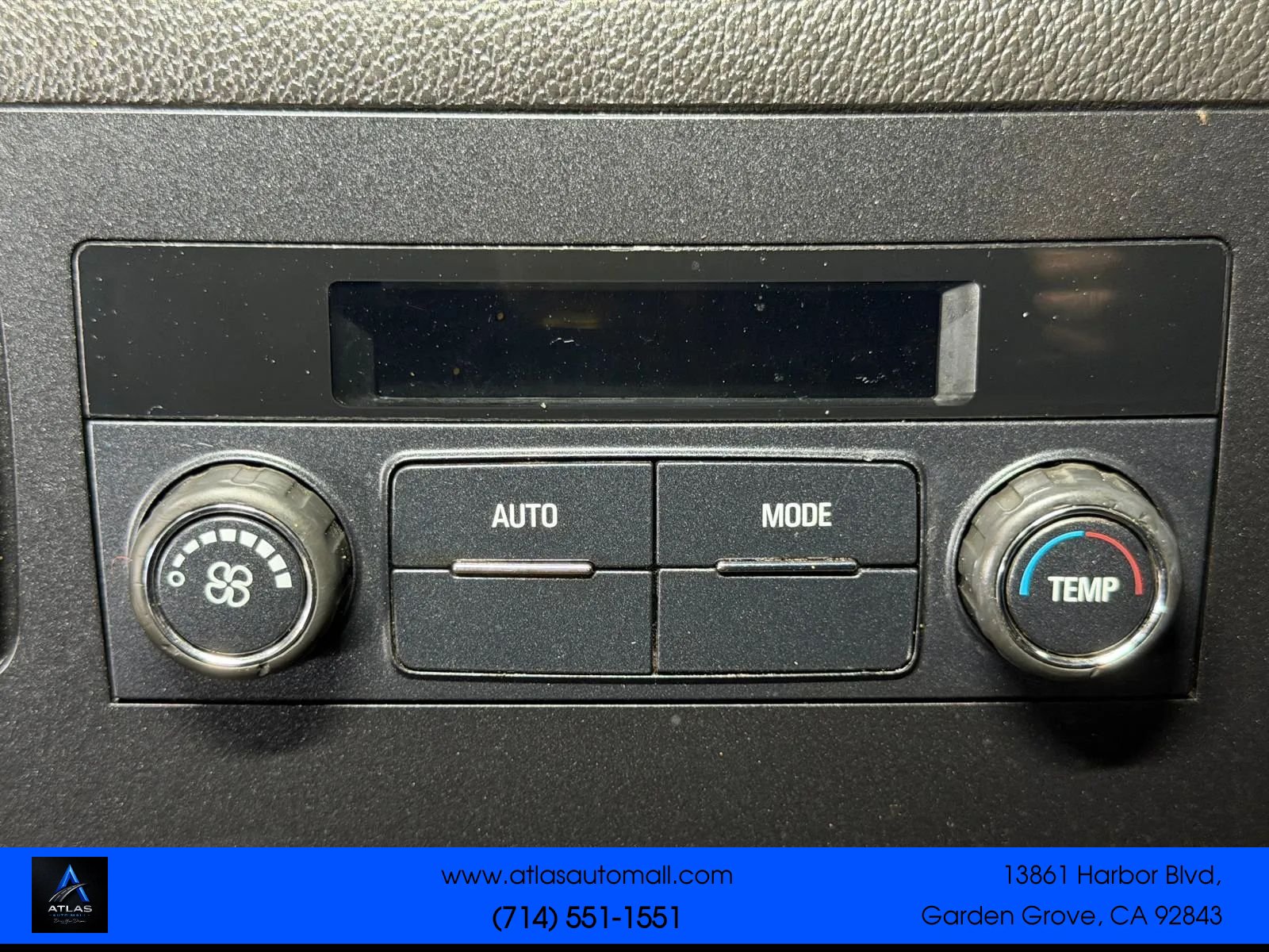 Used 2016 Chevrolet Suburban LS RWD image 23