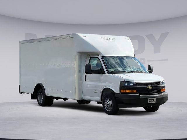 New 2023 Chevrolet Express 4500 w/ Power Convenience Package RWD image 1