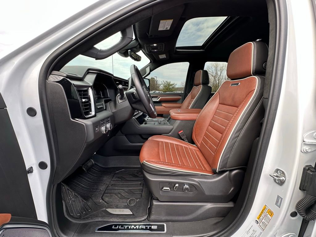 Used 2025 GMC Sierra 3500 Denali Ultimate w/ LPO, GMC Protection Package image 2