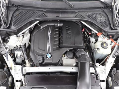 Used 2018 BMW X5 xDrive35i w/ M Sport Package AWD/4WD image 11