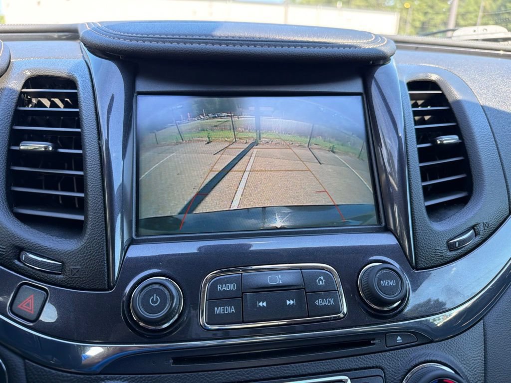 Used 2019 Chevrolet Impala Premier FWD image 11