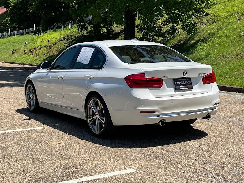 Used 2018 BMW 340i xDrive Sedan w/ Premium Package AWD/4WD image 24