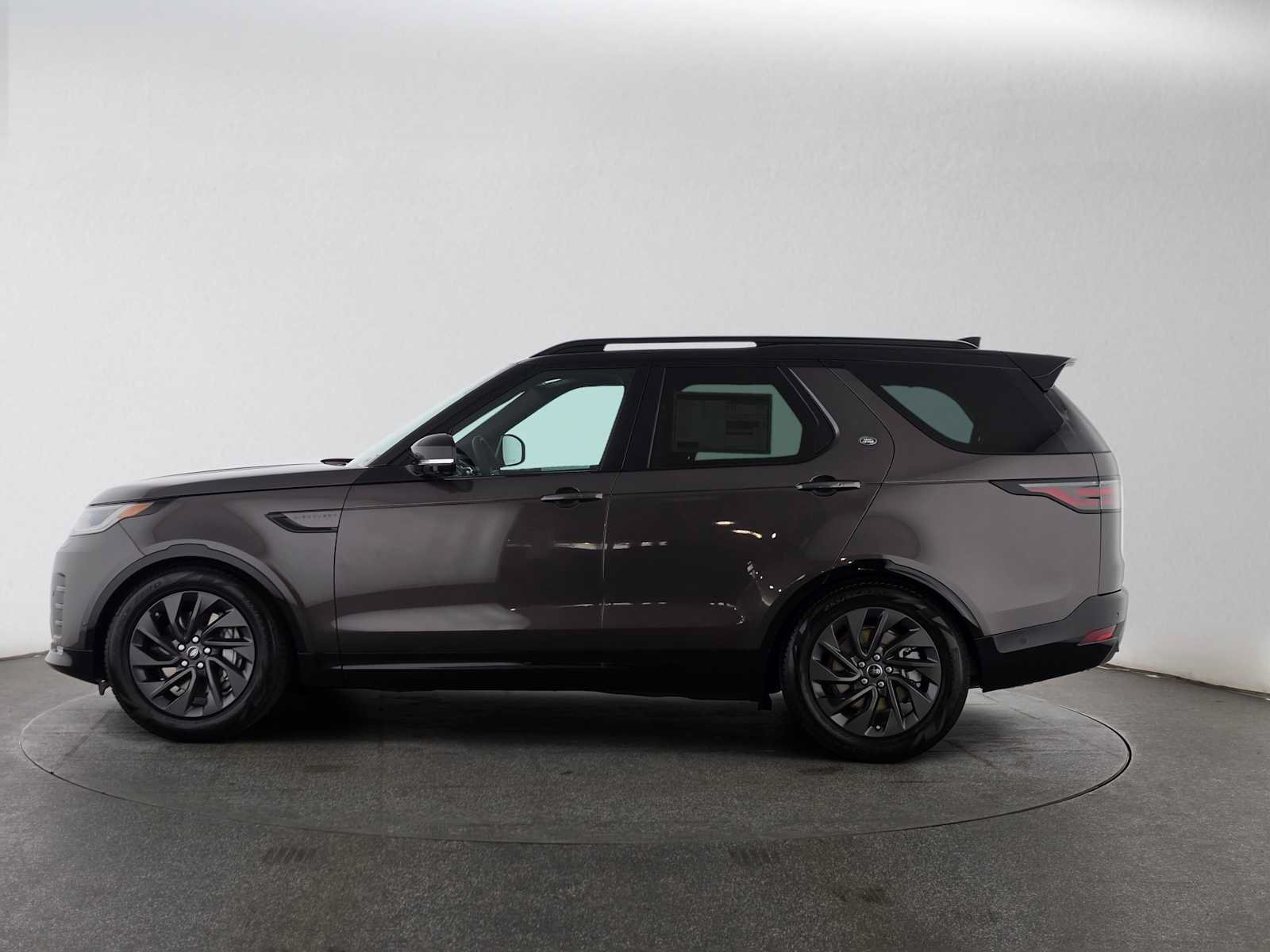 New 2026 Land Rover Discovery Dynamic SE AWD/4WD image 2