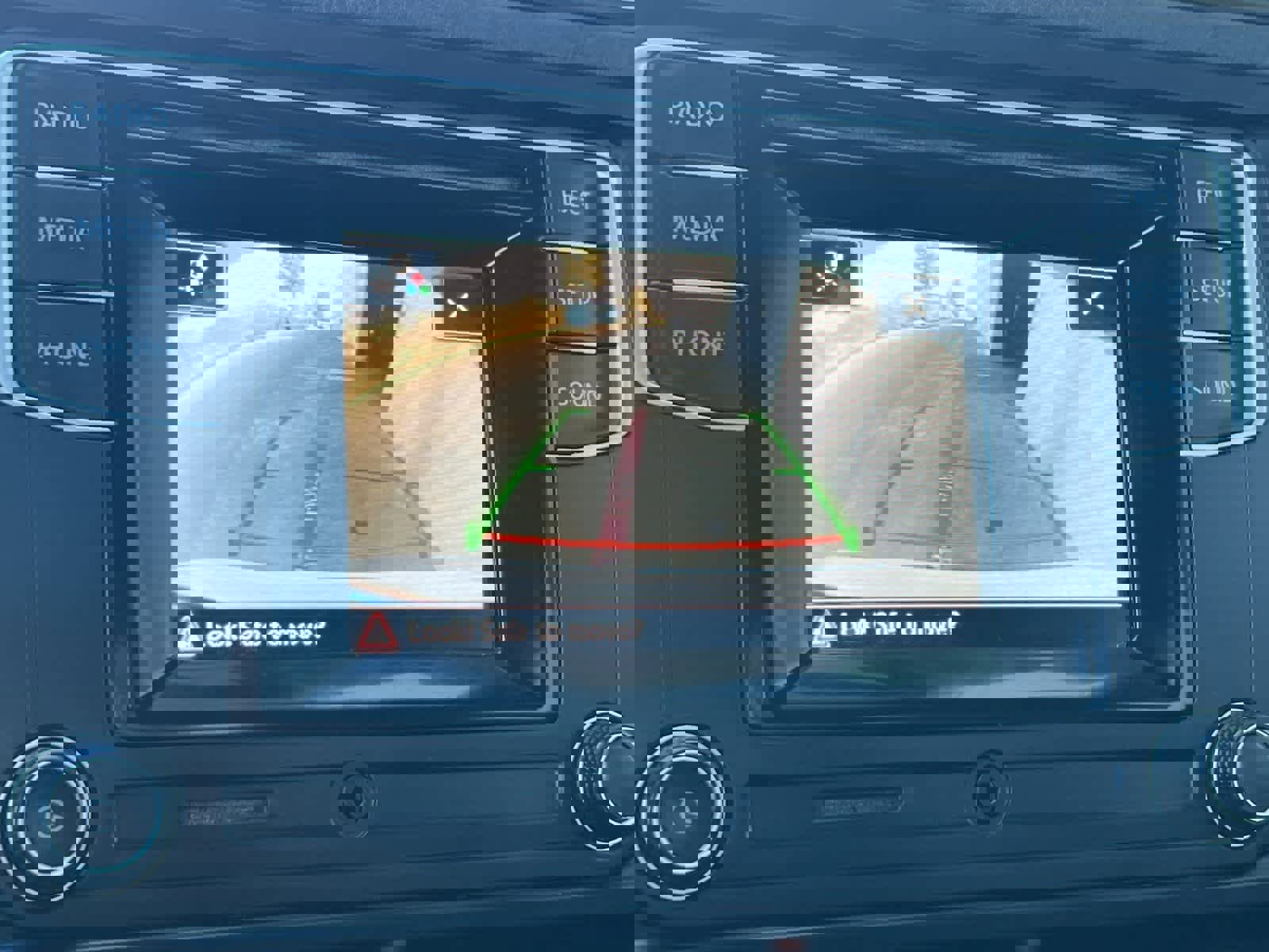 Used 2017 Volkswagen Jetta S image 19