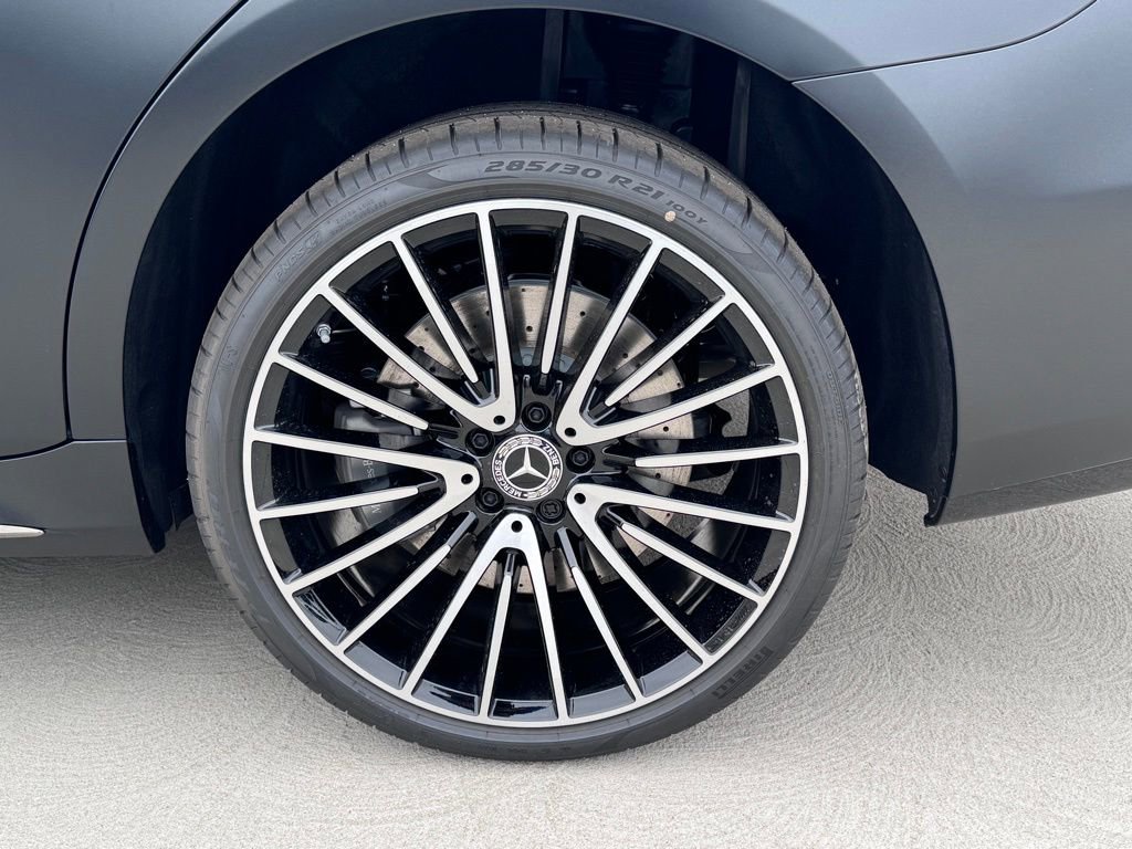 Used 2024 Mercedes-Benz S 500 4MATIC image 16