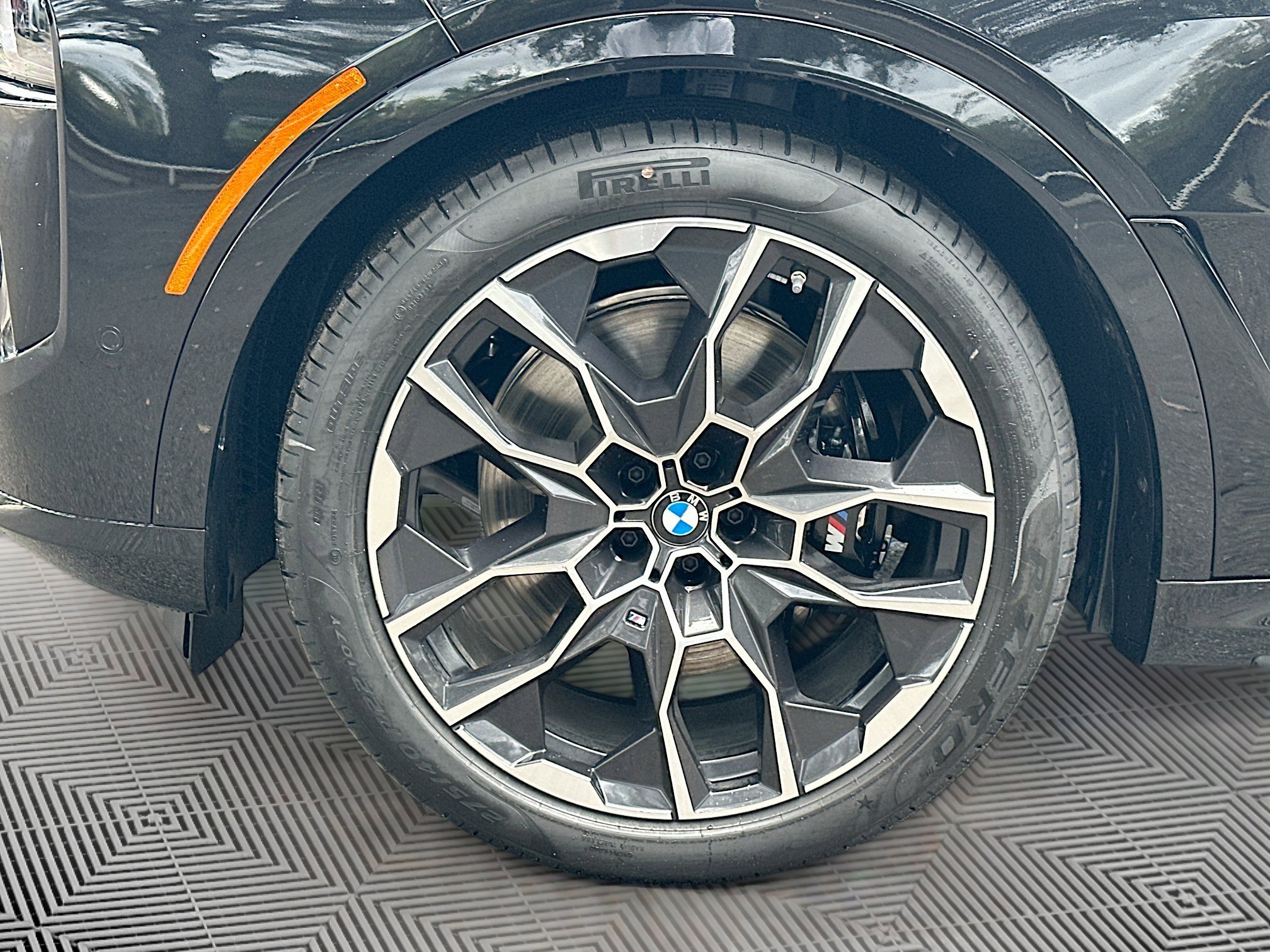 New 2026 BMW X7 xDrive40i w/ M Sport Package image 27