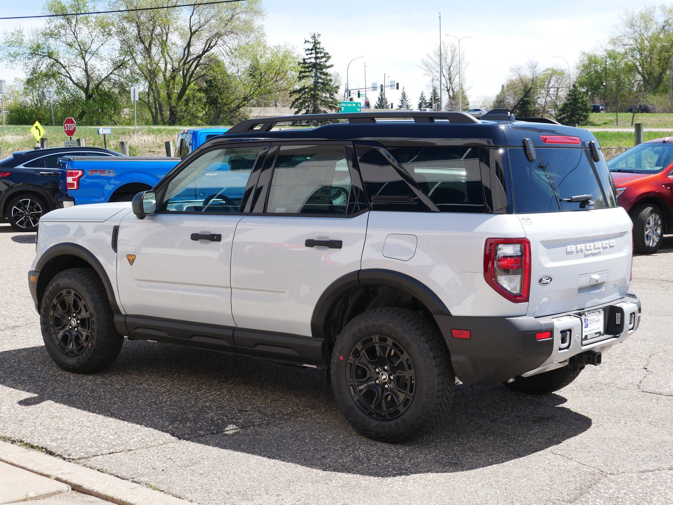 New 2026 Ford Bronco Sport Badlands w/ Sasquatch Badlands Package AWD/4WD image 2