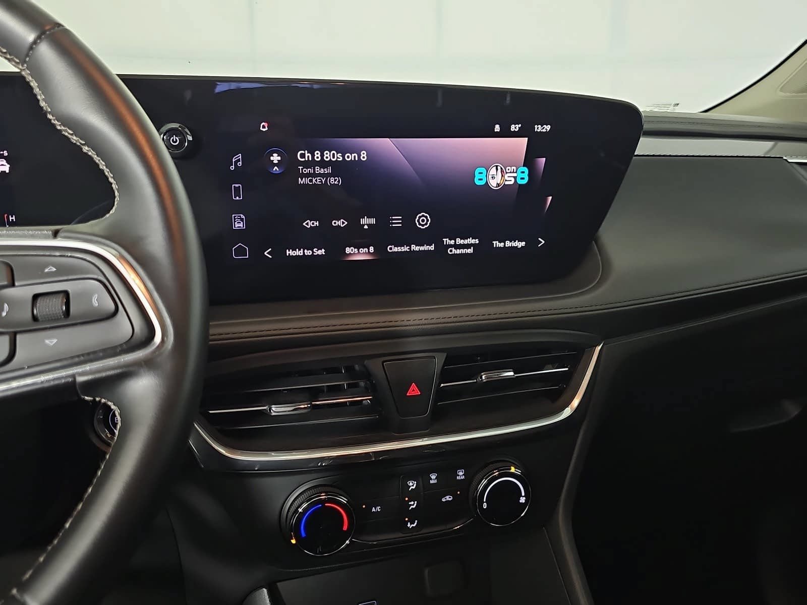 Used 2024 Buick Encore GX Preferred FWD image 18