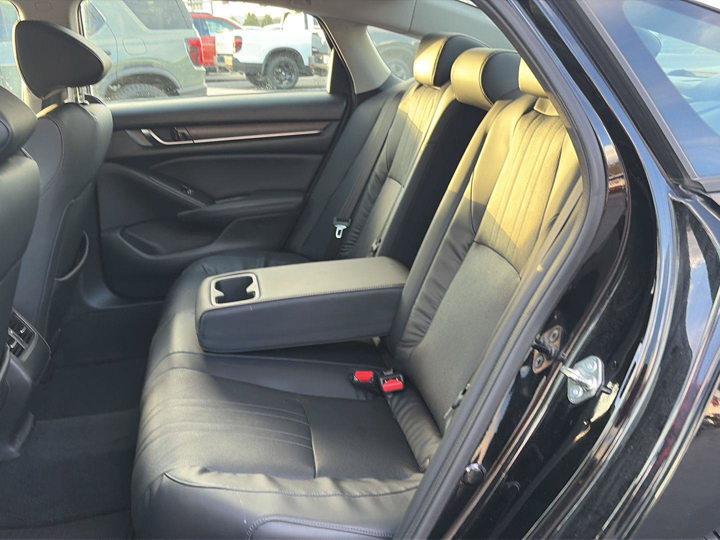 Used 2018 Honda Accord EX-L image 26