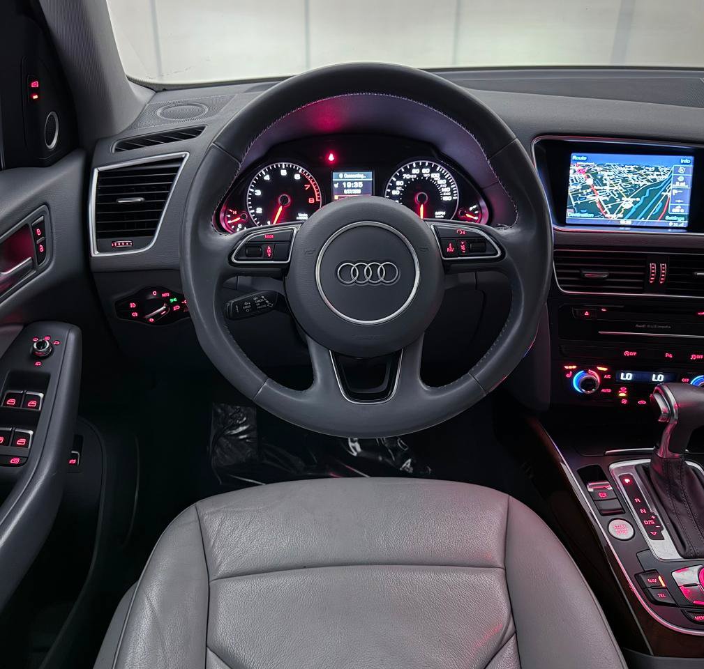 Used 2017 Audi Q5 3.0T Premium Plus w/ Technology Package AWD/4WD image 30