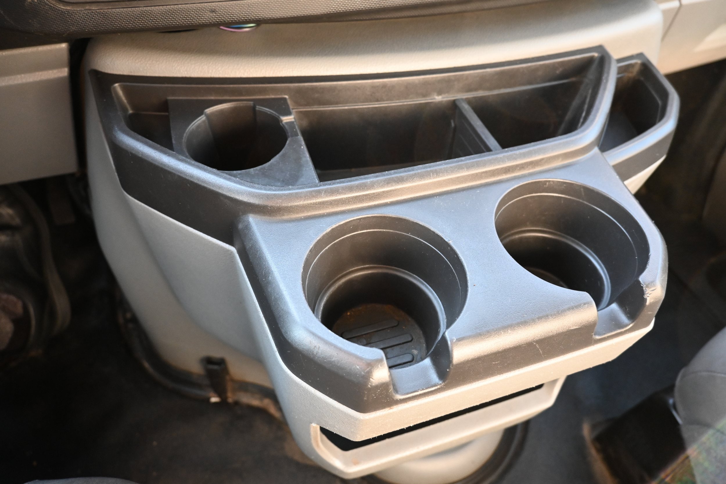 Used 2016 Ford E-350 and Econoline 350 Super Duty RWD image 11