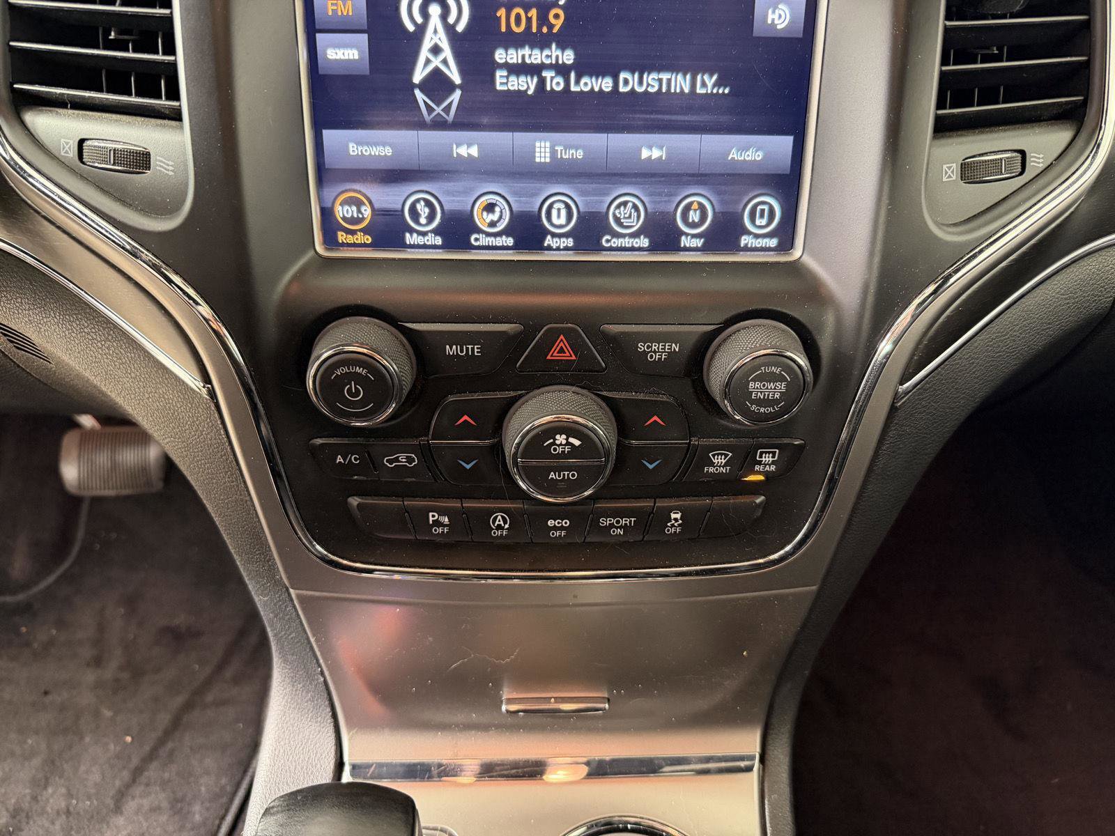 Used 2018 Jeep Grand Cherokee Limited w/ Trailer Tow Group IV AWD/4WD image 22