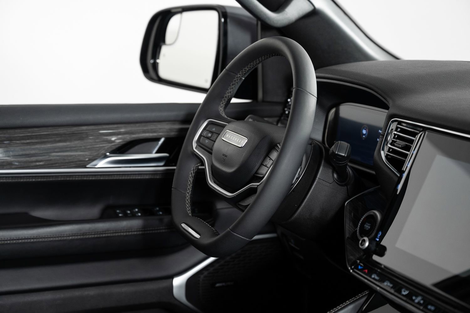 Used 2022 Jeep Wagoneer Series III image 27