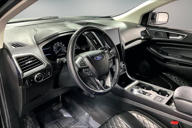 Used 2023 Ford Edge Titanium w/ Cargo Accessory Package AWD/4WD image 16
