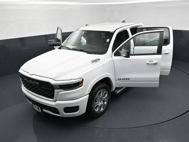 Used 2025 RAM 1500 Big Horn AWD/4WD image 26