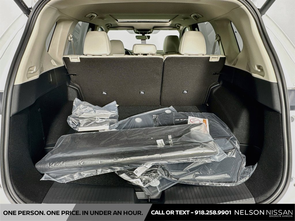 New 2026 Nissan Rogue Dark Armor FWD image 26
