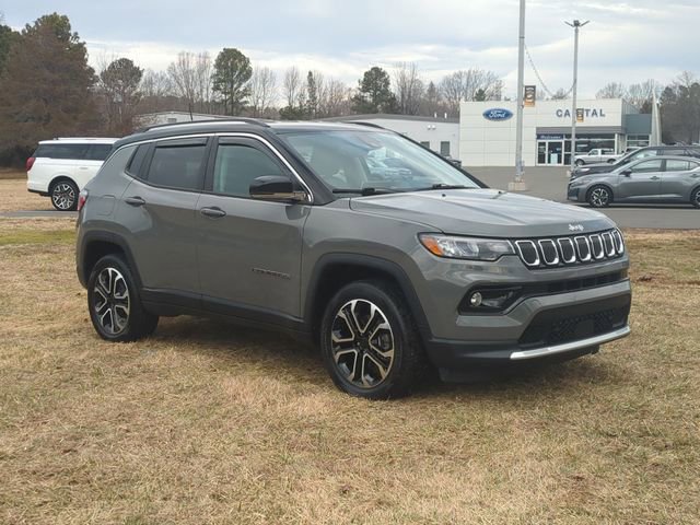Used 2022 Jeep Compass Limited image 15