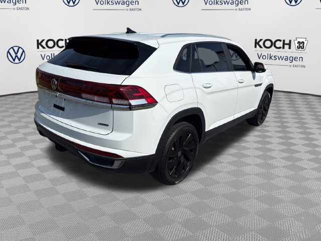 Used 2024 Volkswagen Atlas Cross Sport SE AWD/4WD image 8