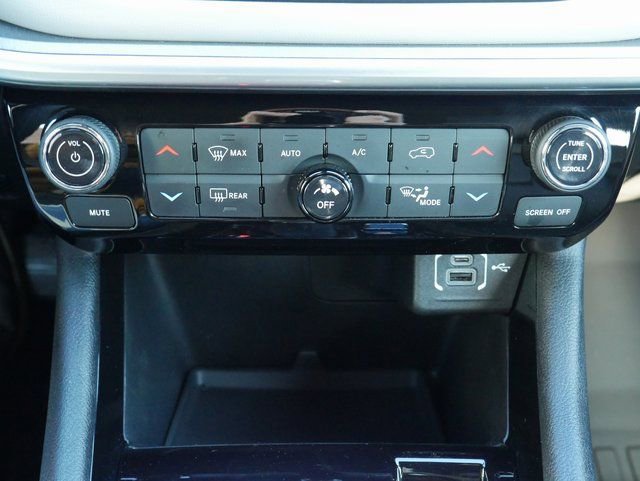 Used 2024 Jeep Compass Limited image 21