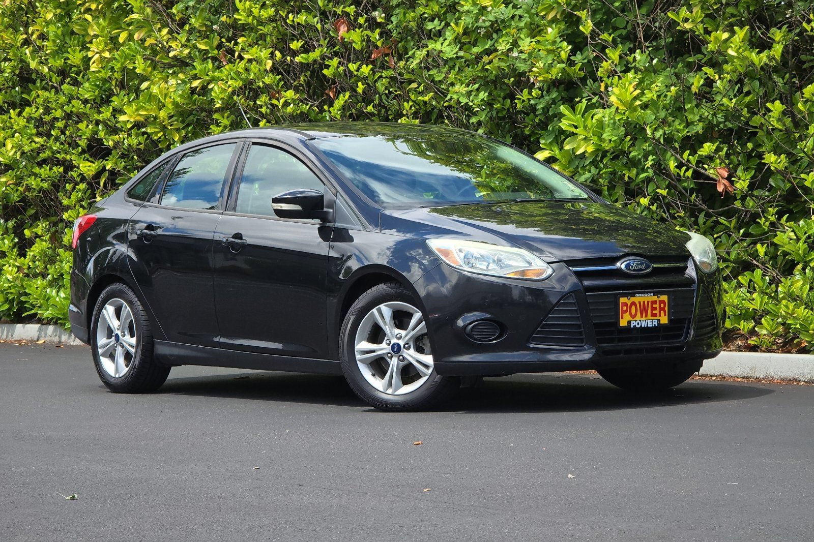 Used 2014 Ford Focus SE FWD image 2